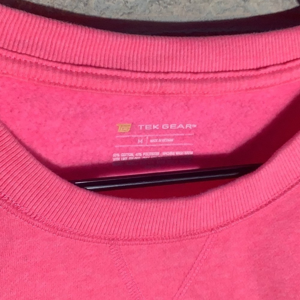 Tek Gear - Sz M - super soft inside and out Sweatshirt - neon pink - very bright - Picture 2 of 5